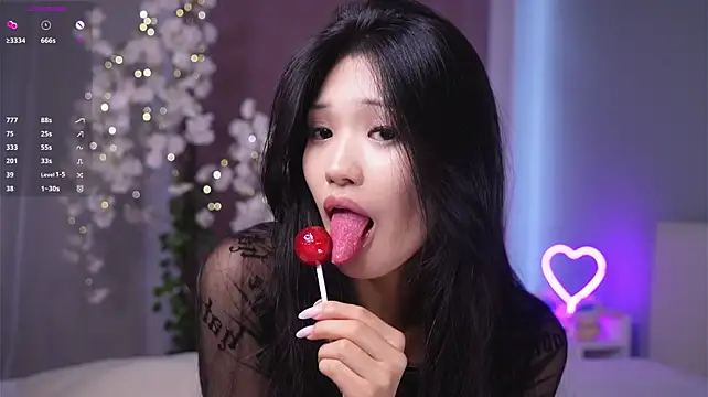 Chat +18 de FancyEsten ao vivo