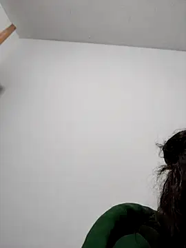 Chatroom XXX en direct de AlexxiaaMat