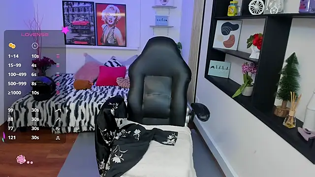 Živý XXX chat Hailey_Adams
