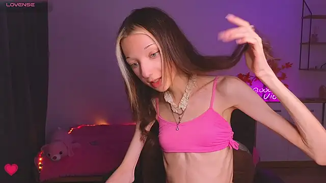 Chat XXX en directo de KiraGlam