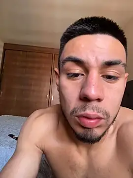 Taylor_DiamondBoy XXX чат на живо