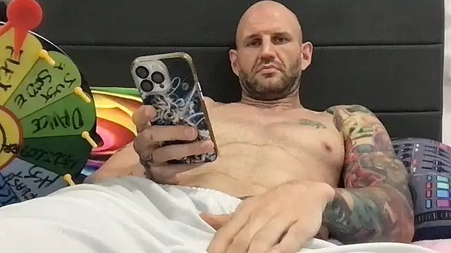 brianomally's Live XXX Chat