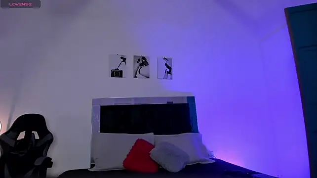 XXX chat uživo modela maxpower830