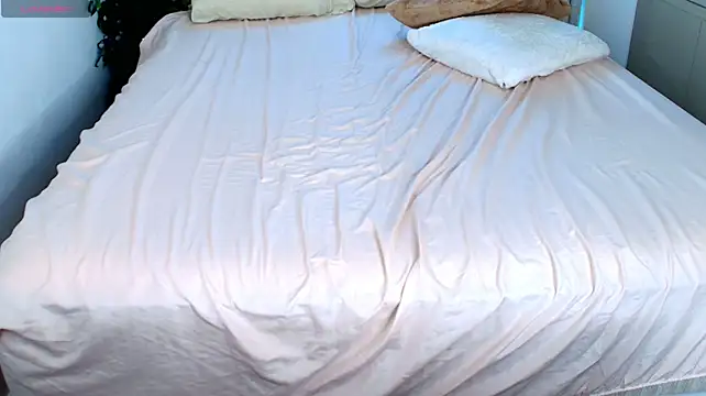Chat +18 de Madelene_Navarro ao vivo