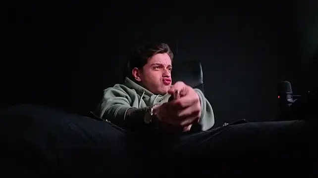 FelixStarkk Live XXX-chat