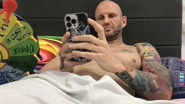 brianomally Live XXX-Chat