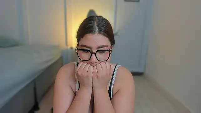 samanta_dh Adlı Modelin Canlı XXX Sohbeti