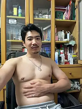 RCTaiwaneseHottie601 网络视讯表演