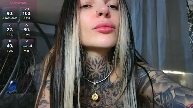 Chat XXX en directo de tattooedBabyy