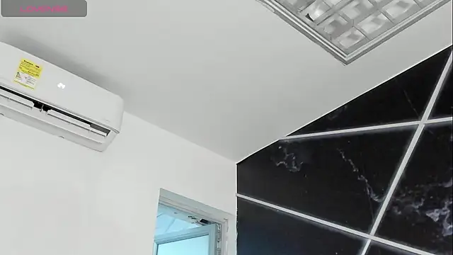 Chat +18 de AerumChae ao vivo