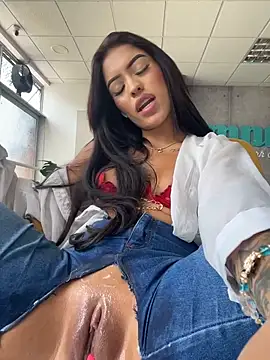 MystiqueXXX - FINGERING MY PUSSY CLOSE UP! 😉🔥