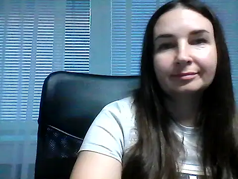 Kirahugme's Live XXX Chat