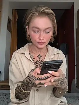 Goldi159 - Tip 45 Token for two sex Video!!! 🔥