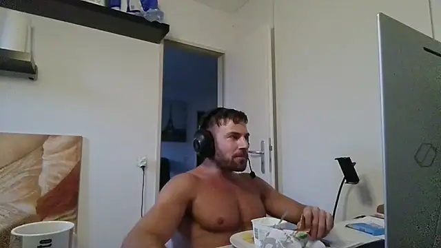 alpha-hunk's Live XXX Chat
