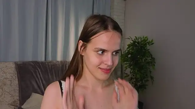 BreeQuan Chat XXX in diretta