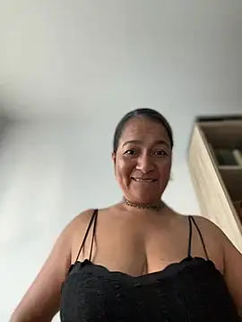 Jlo_69's Live XXX Chat
