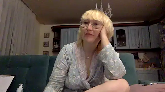 Chatroom XXX en direct de Zeyona