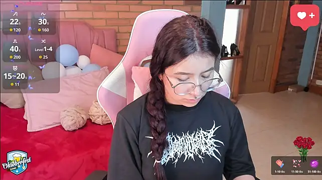 Amy_joones - Boobs close-up + soft squeeze 🍒💋