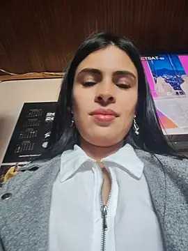 Astrid-- Live XXX-chat