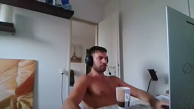 alpha-hunk Live XXX Chat
