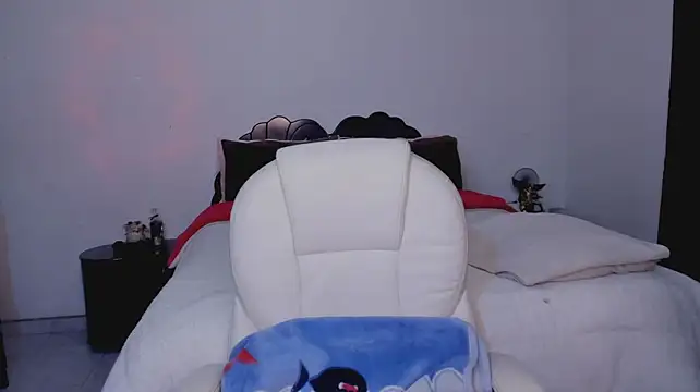 Chat XXX en directo de emilydolshe2