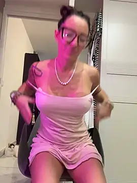 Chat XXX en directo de claraxloveuse