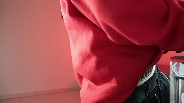 trieone's Live XXX Chat