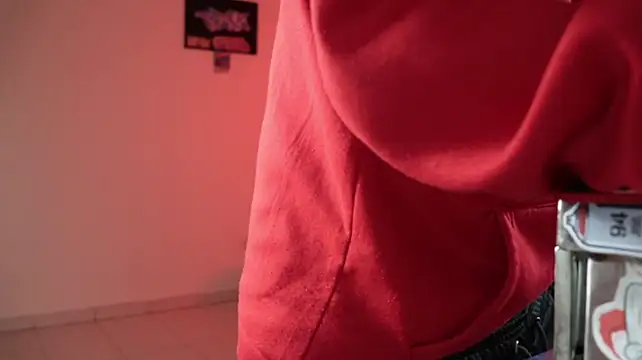 trieone Live XXX-chat