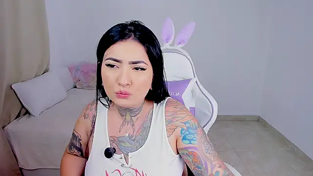 Živý XXX chat heeyy_kitty