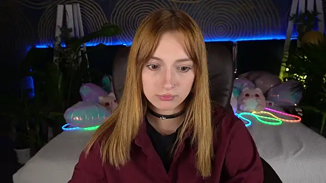 LizzaMoonn Adlı Modelin Canlı XXX Sohbeti
