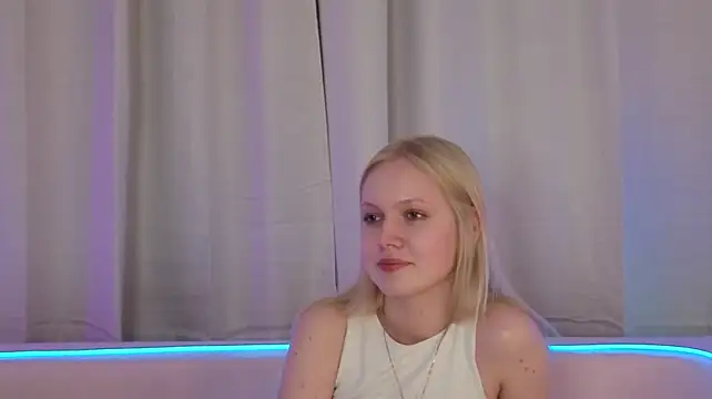 ChelsieAranas' Live XXX Chat