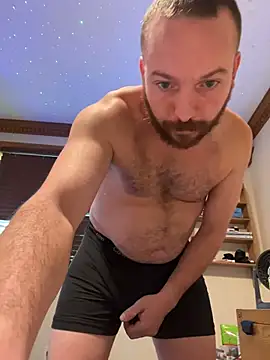 pumpuppete4 XXX чат на живо