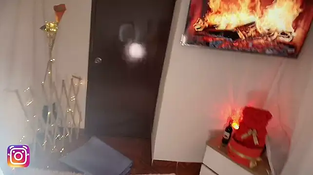 lily_tay_ Live XXX-Chat