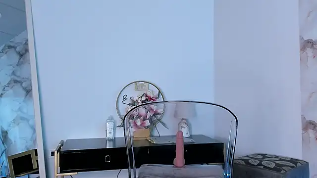 Maddyluxe élő XXX-chatje