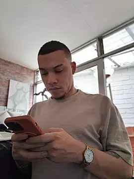 AlphaMasterXxx Live XXX Chat