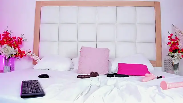 XXX chat uživo modela RenataVelascoo