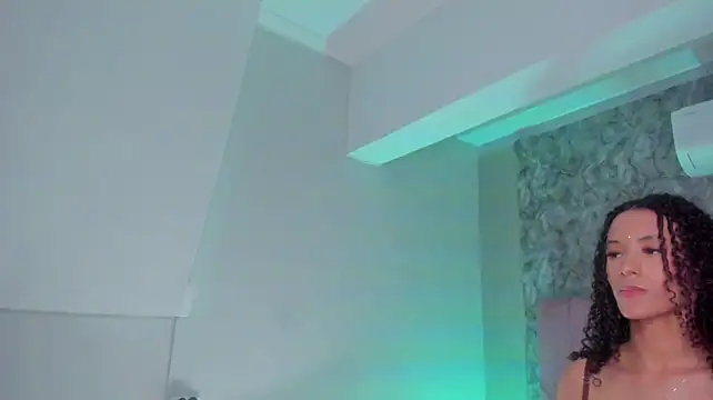 aliccecooper's Live XXX Chat
