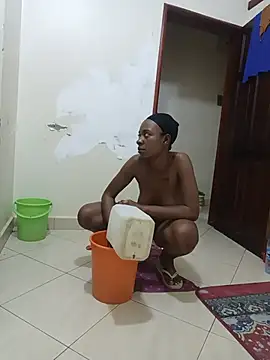 Broan_me লাইভ XXX চ্যাট