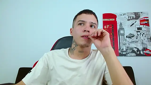Cumandres18 Live XXX-Chat