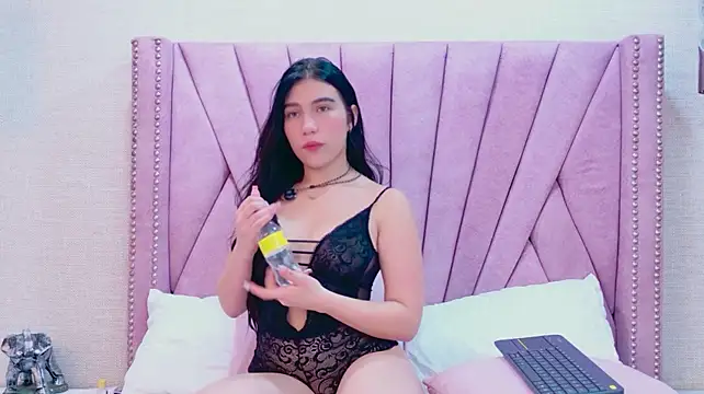 ZoeyKim – Live XXX-chat