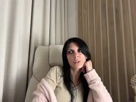 InjaAtHome – Naživo XXX chat