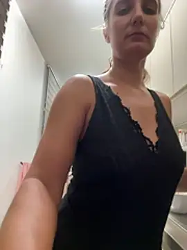 Chat +18 de jennifer11772 ao vivo