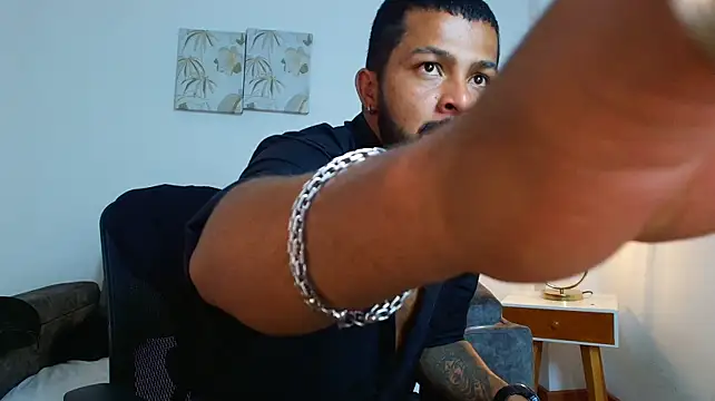 Bruno_Silva_ Live XXX-chat