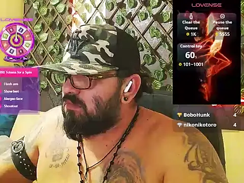 Chatroom XXX en direct de mr_wolf46