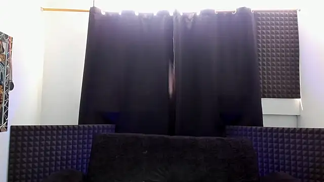 jhonnysnow17 Show in webcam