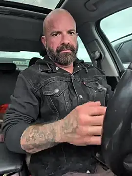 ernestdom1234's Live XXX Chat