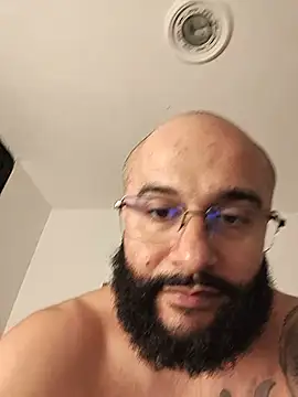 Chatroom XXX en direct de Luke__09