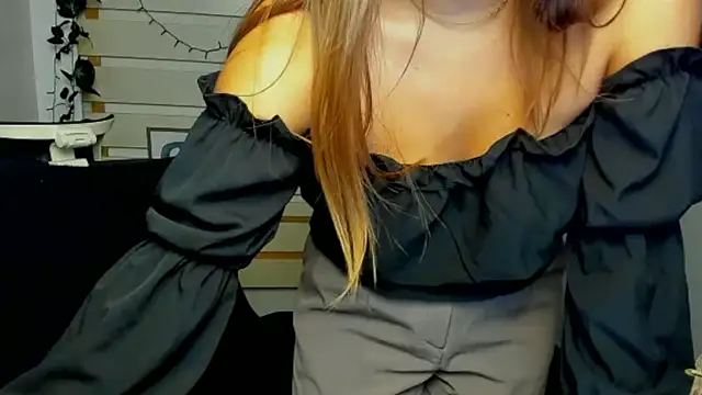 Josephine_Kiss' Live XXX Chat