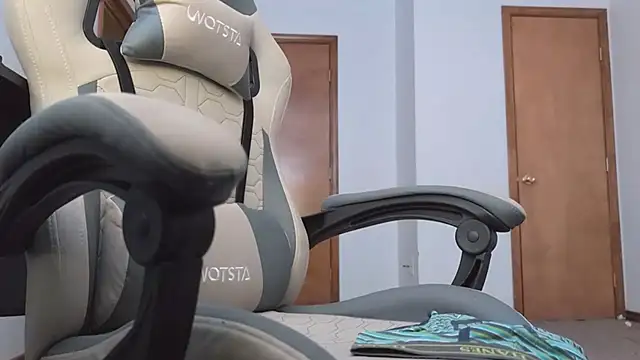 XXX chat uživo modela Opondestre00420