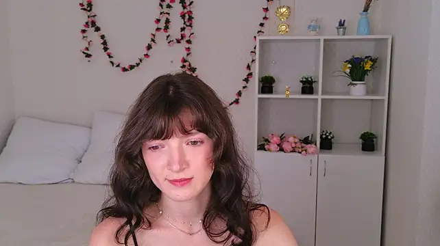 OwlEva's Live XXX Chat